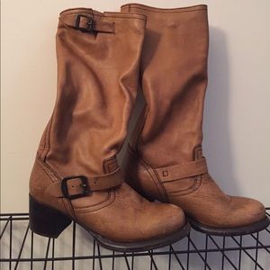 Brown leather FRYE boots!